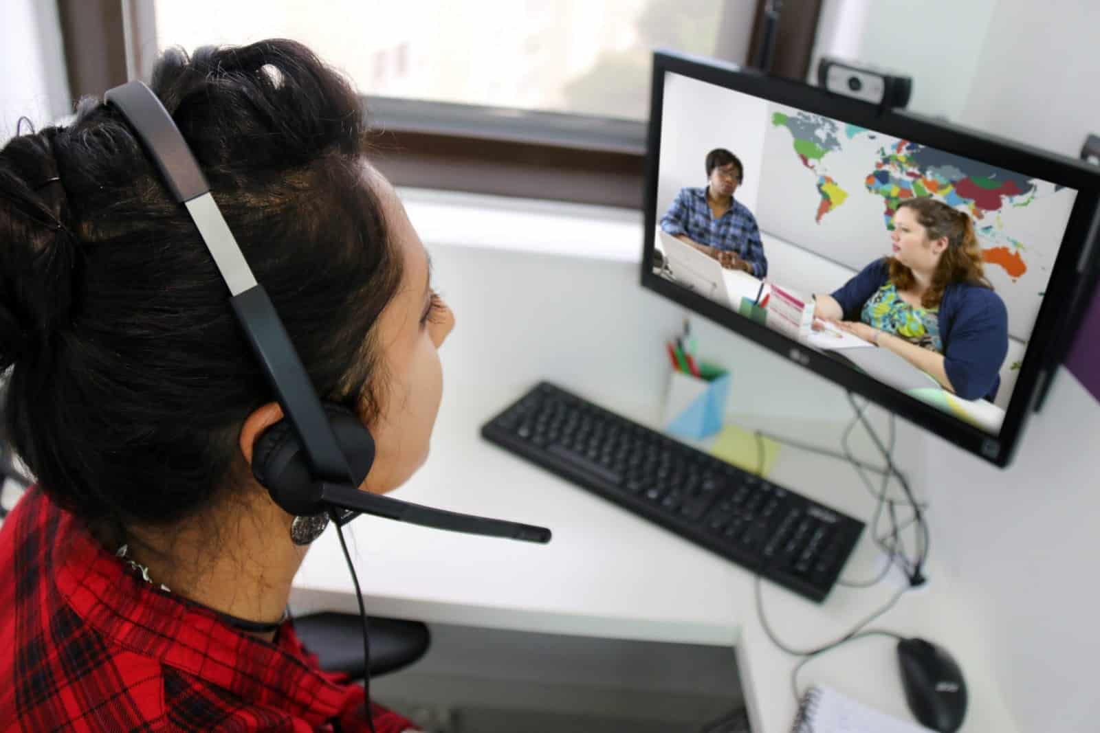 Interprétariat par video